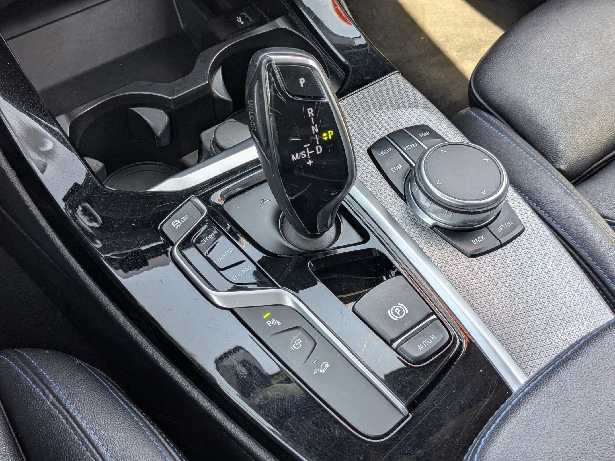 Used 2019 Dark Graphite Metallic BMW M40i image 25