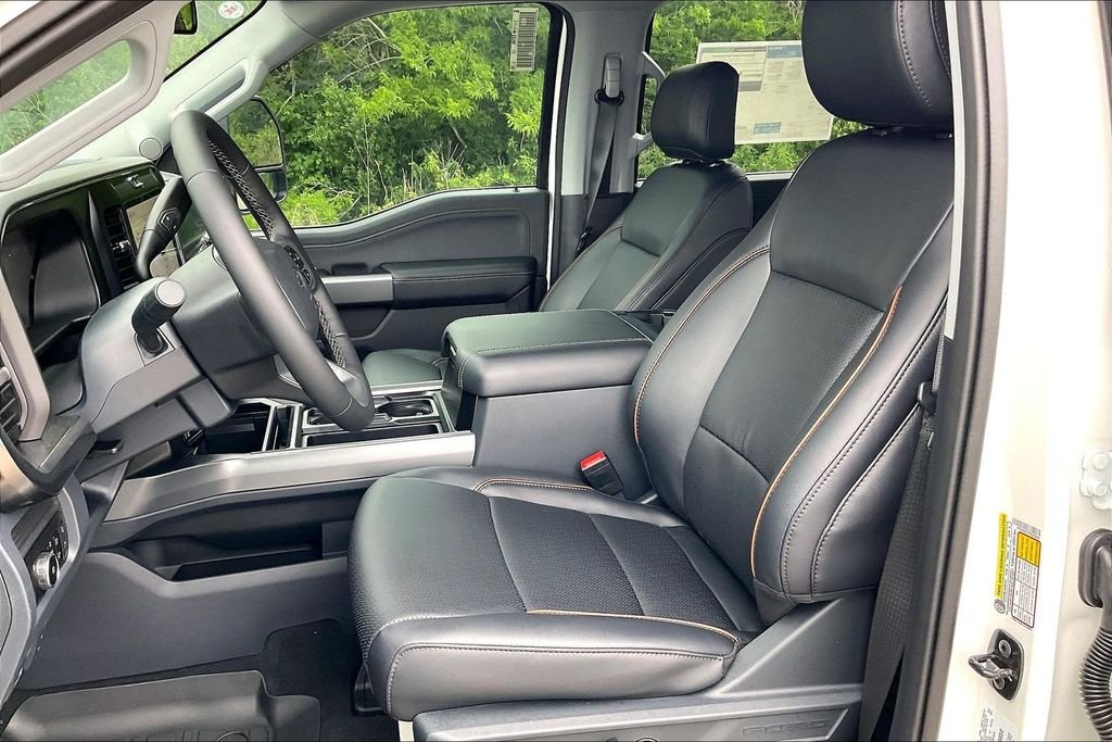 New 2026 Ford Super Duty F-250 Lariat 4D Crew Cab