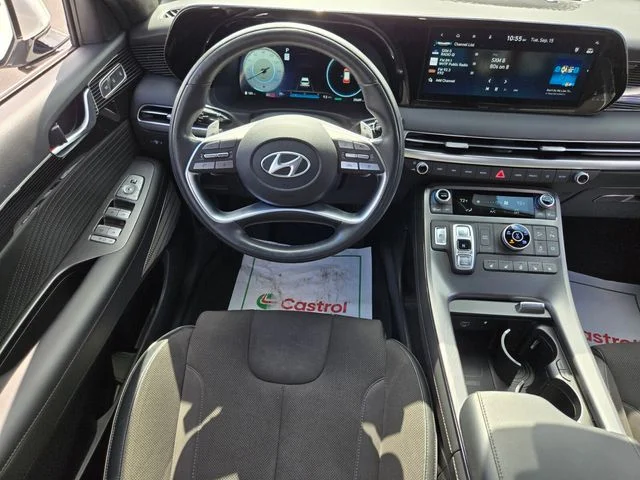 Used 2025 White Hyundai Calligraphy Night Edition image 15