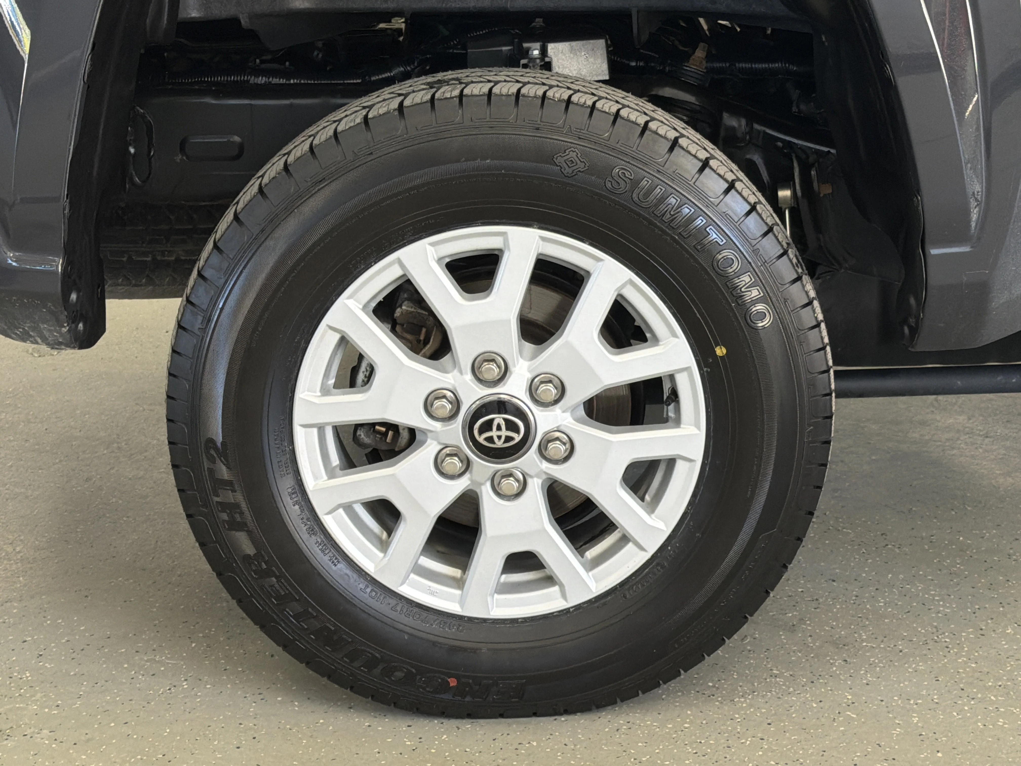 2024 Toyota Tacoma SR5 - Photo 43