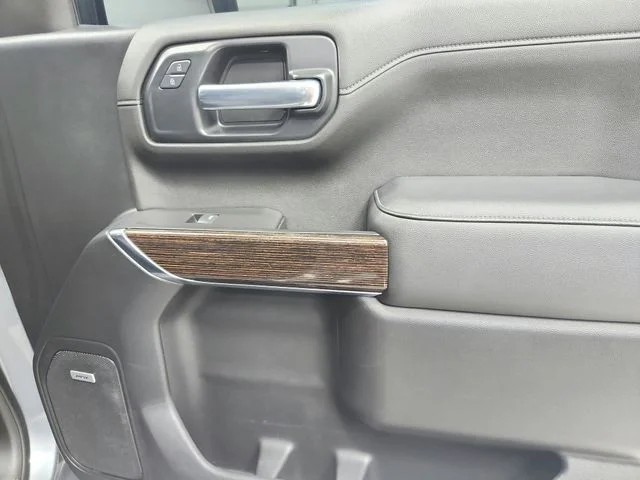 Used 2020 Gray GMC Elevation image 44