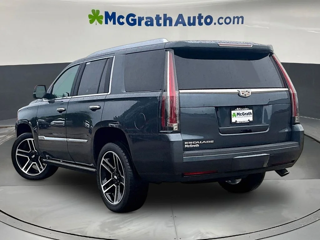 Used 2019 Gray Cadillac Platinum Edition image 5