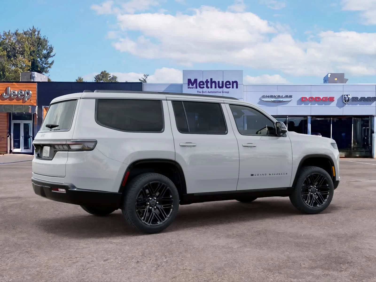 New 2026 Bright White Clear-Coat Exterior Paint Jeep Limited Reserve image 4