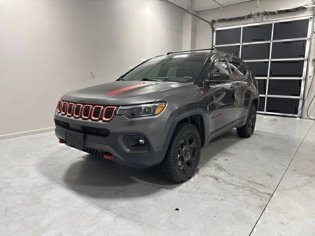 Used 2023 Gray Jeep Trailhawk image 2