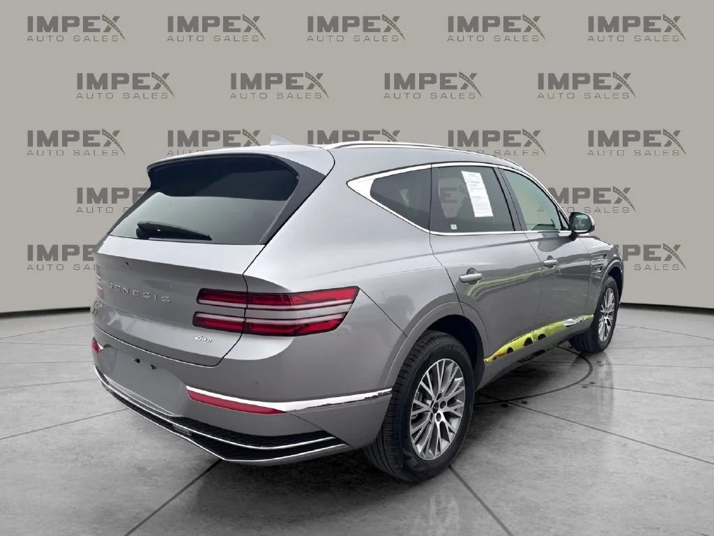 Used 2026 Silver Genesis 2.5T image 5