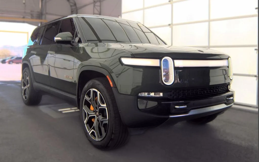 2024 Rivian R1S Adventure Quad-Motor Large Pack's photo