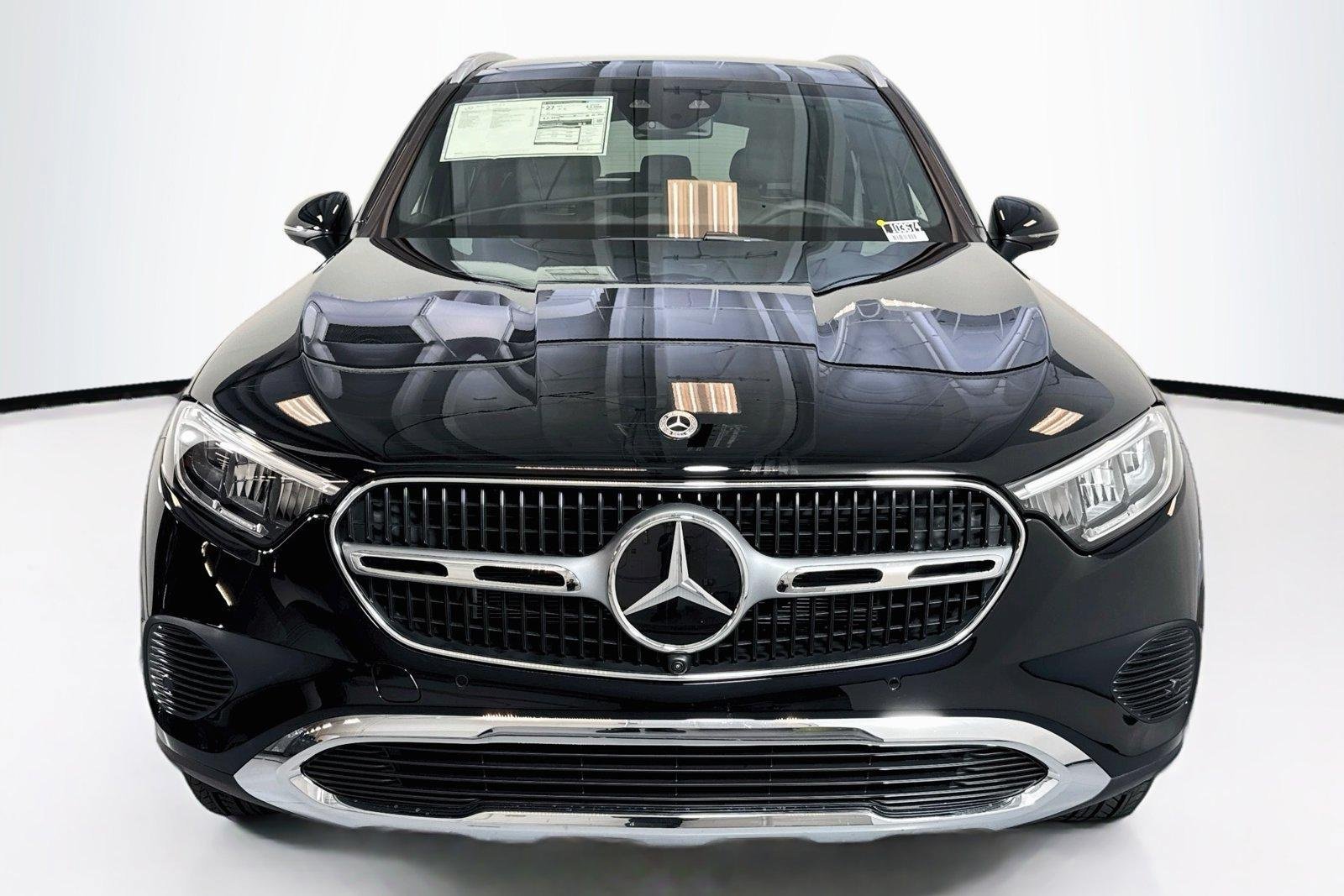 New 2026 Black Mercedes-Benz GLC 300 image 2