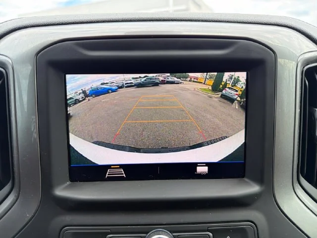 Used 2022 White Chevrolet Custom image 13