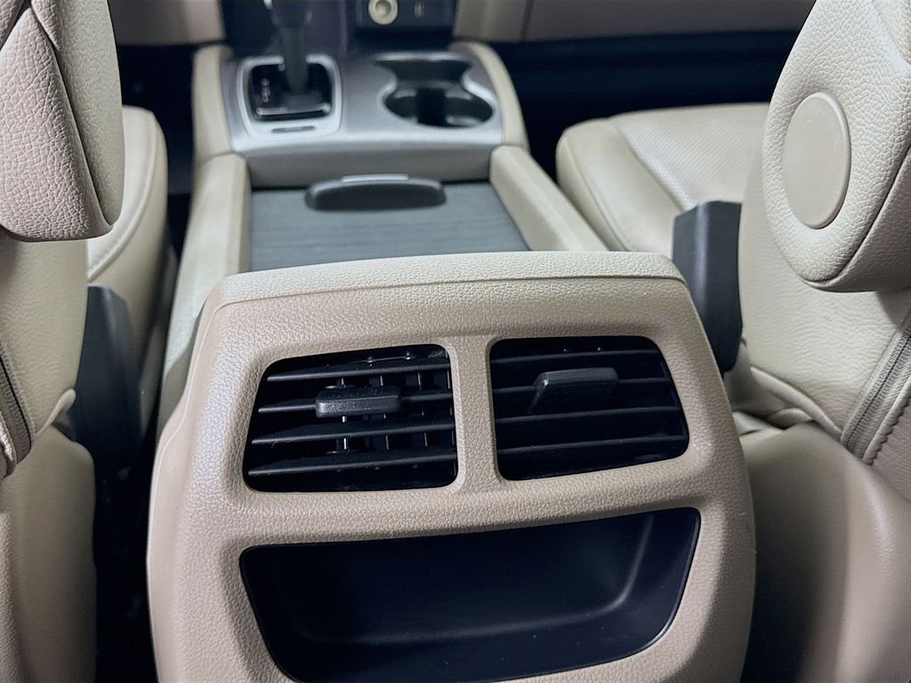 Used 2019 White Diamond Honda RTL-T image 32