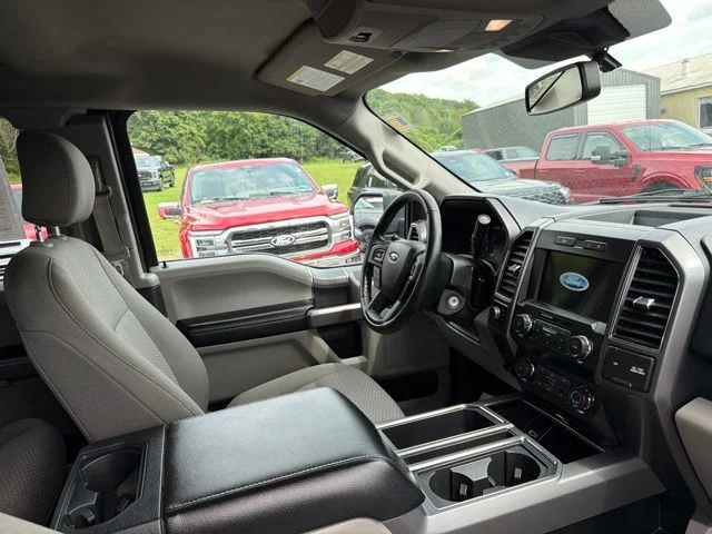 Used 2019 Agate Black Metallic Ford XLT image 33
