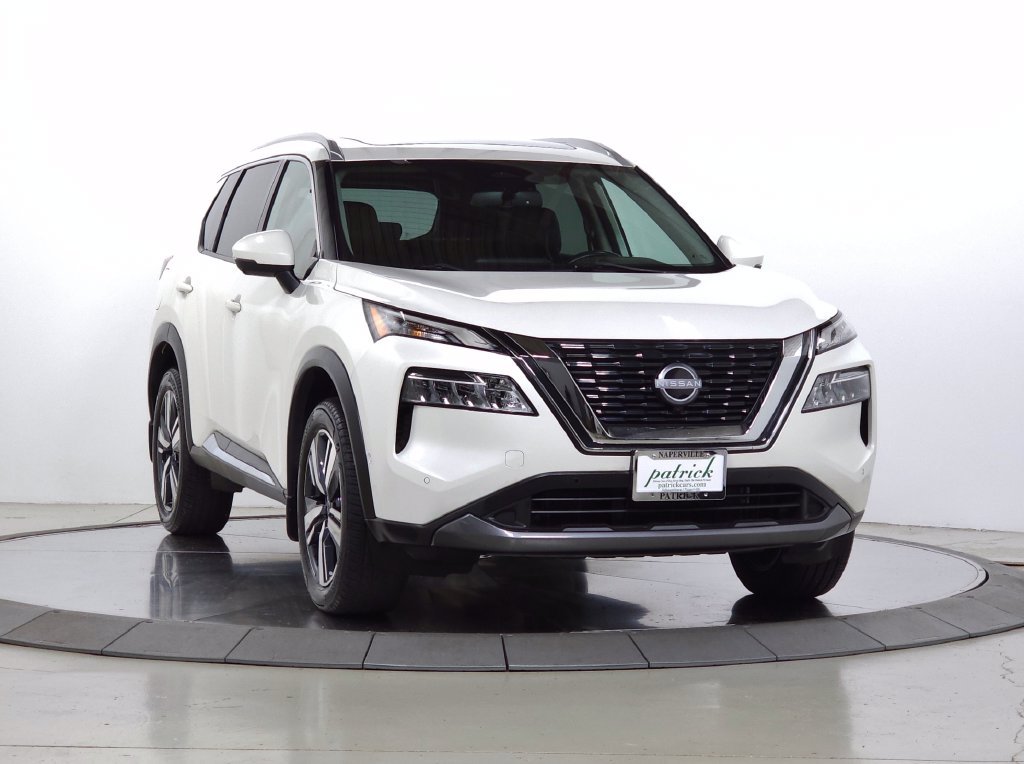 Used 2023 White Nissan SL image 10