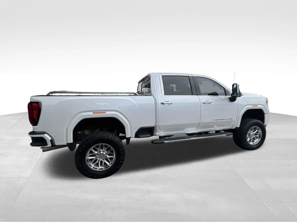 Used 2020 White GMC Denali image 20