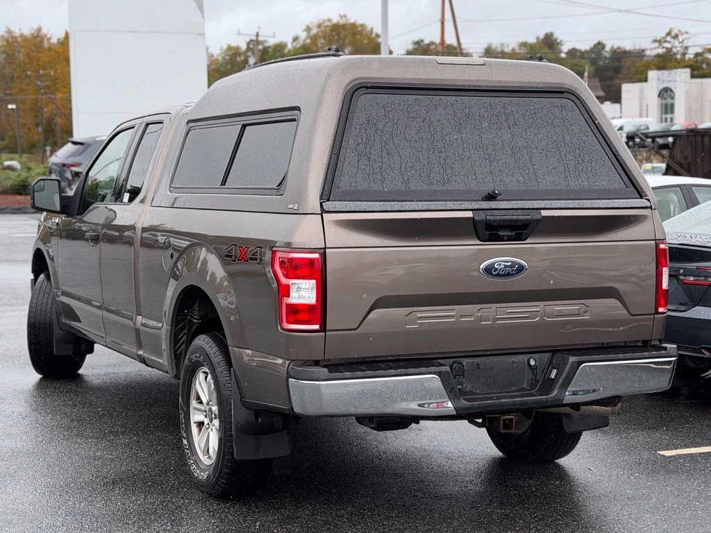Used 2019 Gray Ford XLT image 3