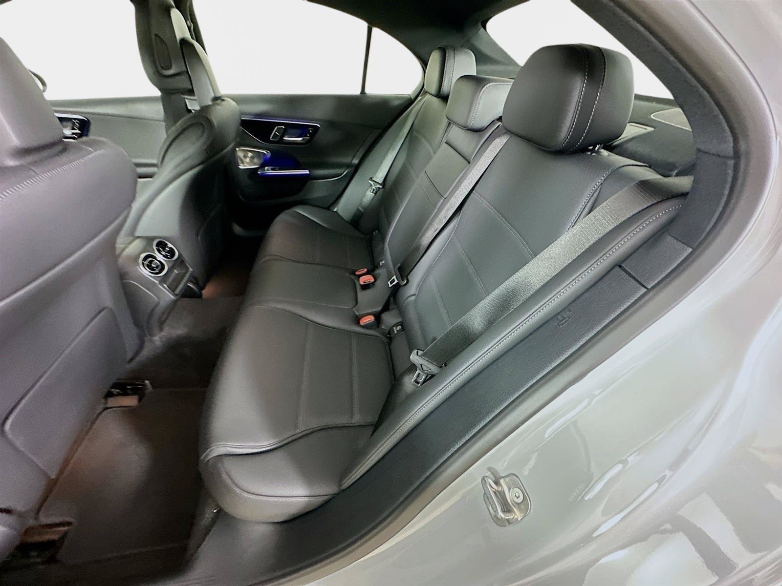 Used 2026 MANUFAKTUR Alpine Grey Mercedes-Benz C 300 image 31