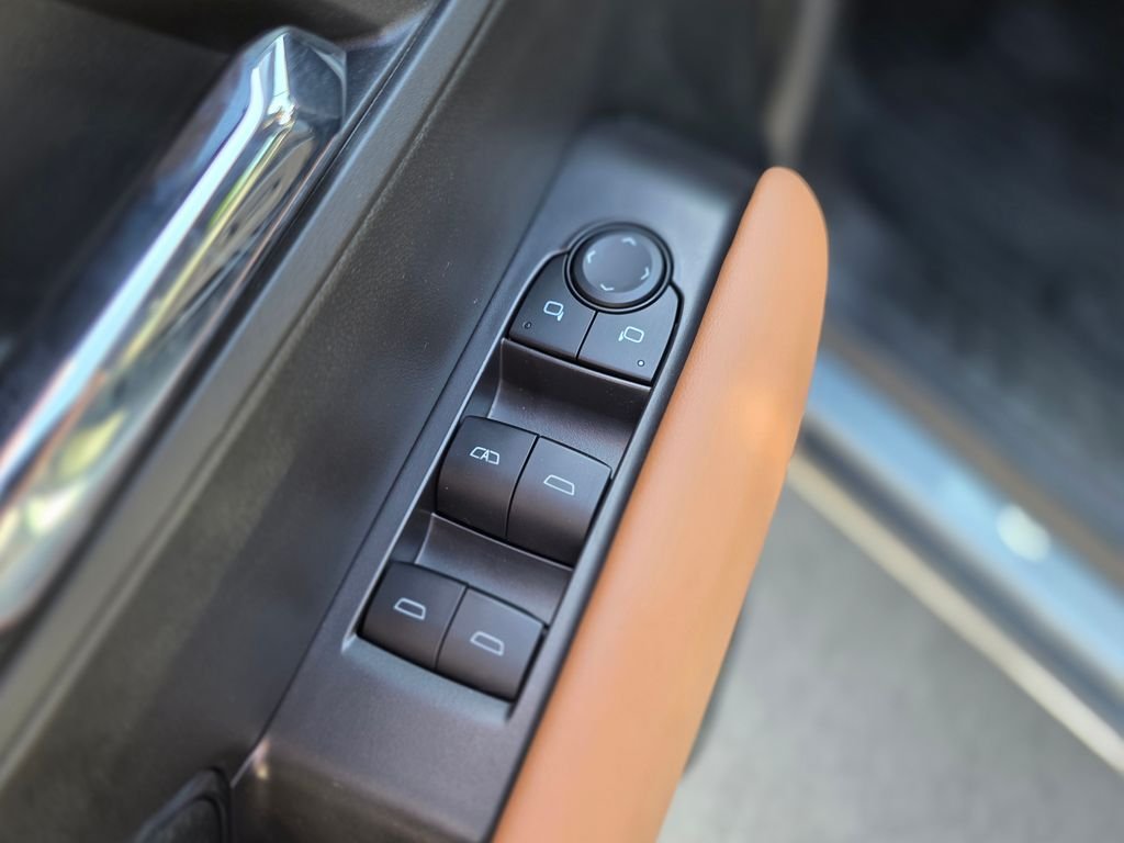 2025 GMC Canyon AT4 - Photo 22