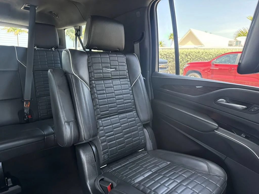 Used 2021 BLACK RAVEN Cadillac Sport Platinum image 14