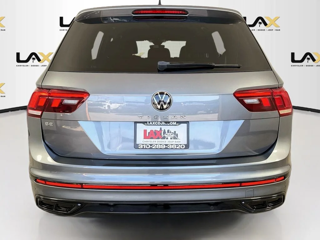 Used 2022 Gray Volkswagen 2.0T SE R-Line Black image 6