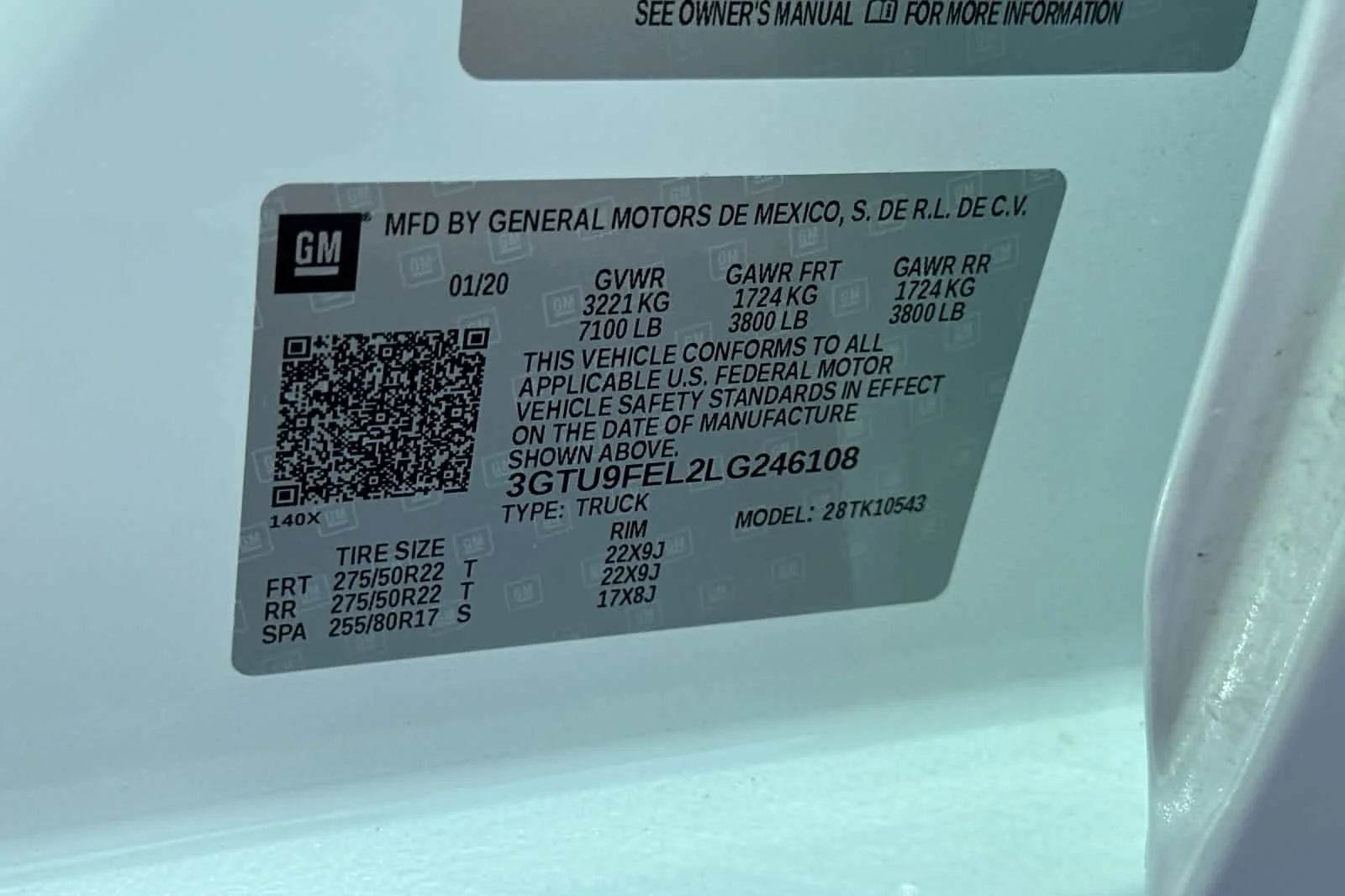 Certified Used 2020 White Frost Tricoat GMC Denali image 28