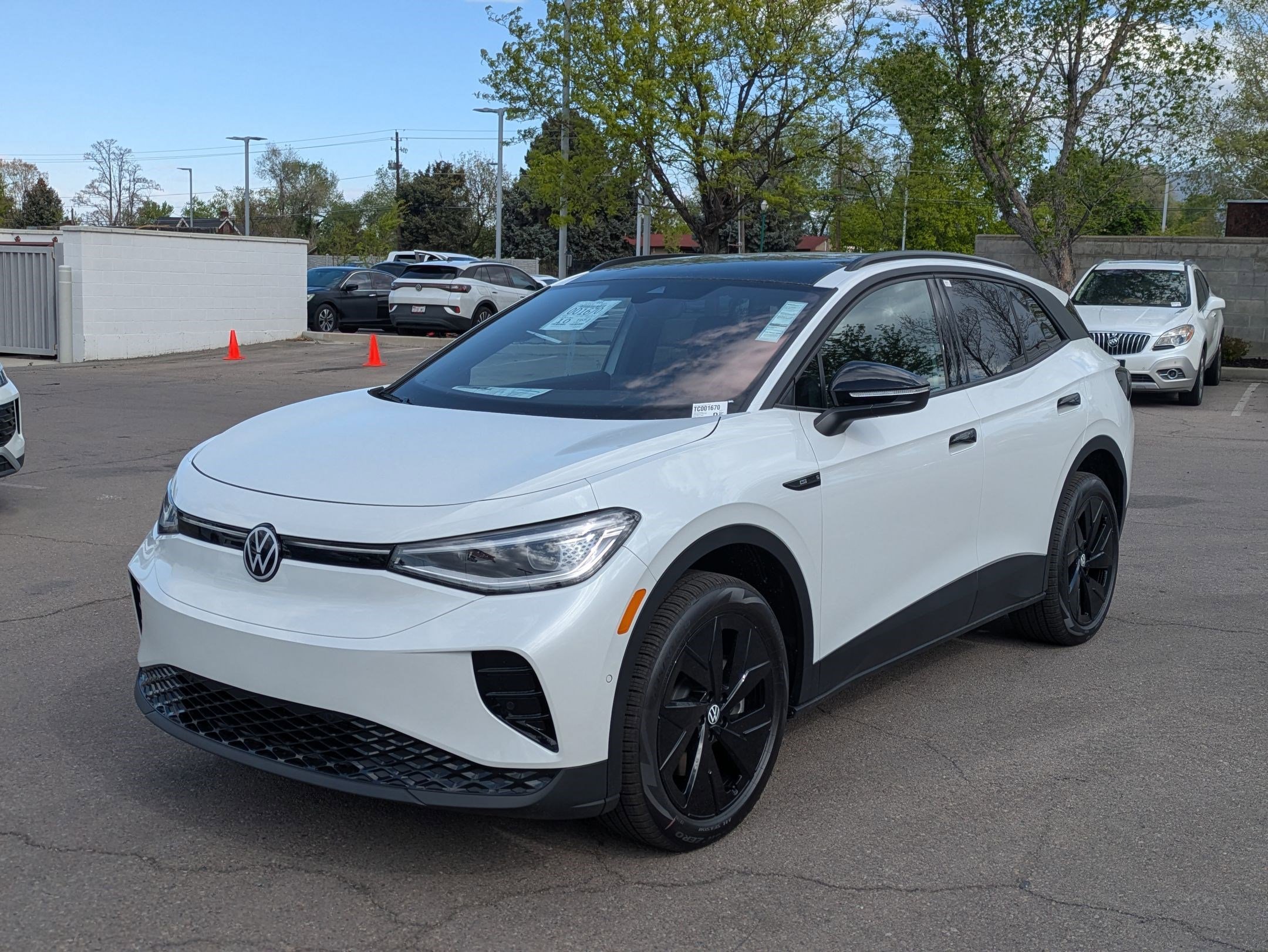 New 2026 Opal White Pearl Volkswagen Pro S image 8