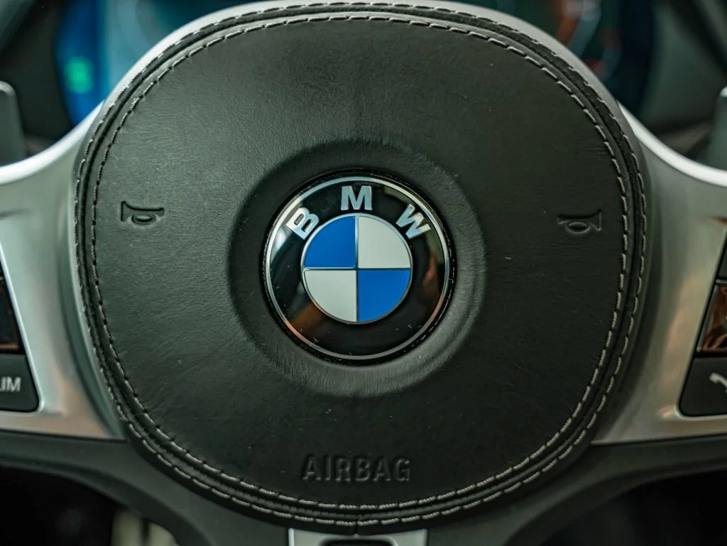 Used 2023 Black Sapphire Metallic BMW xDrive40i image 22