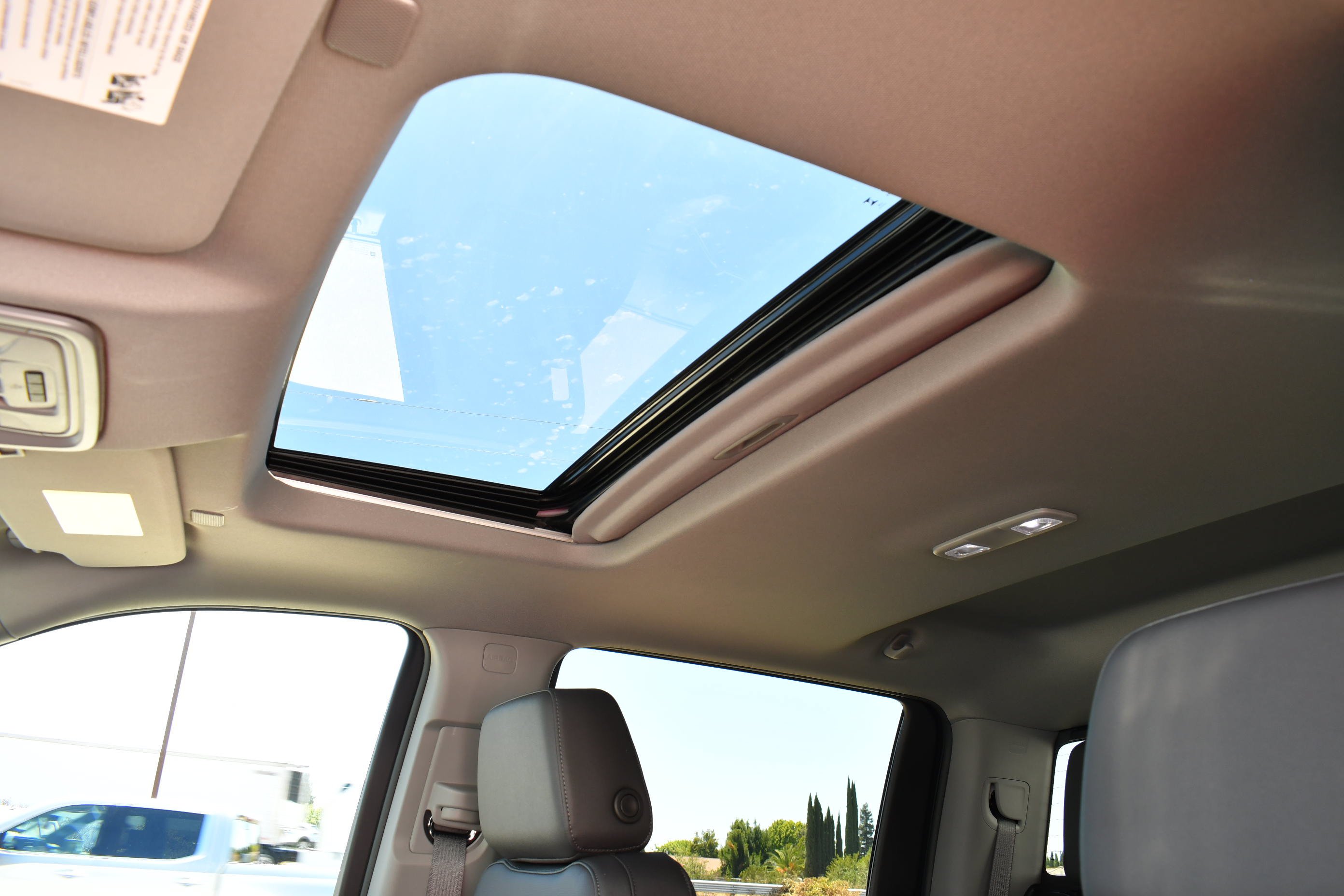 2026 GMC Sierra 1500 SLT - Photo 23