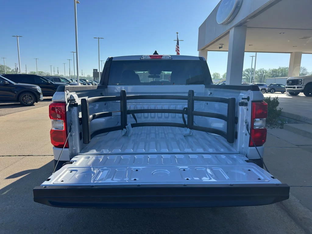 New 2026 Space White Metallic Ford XL image 9
