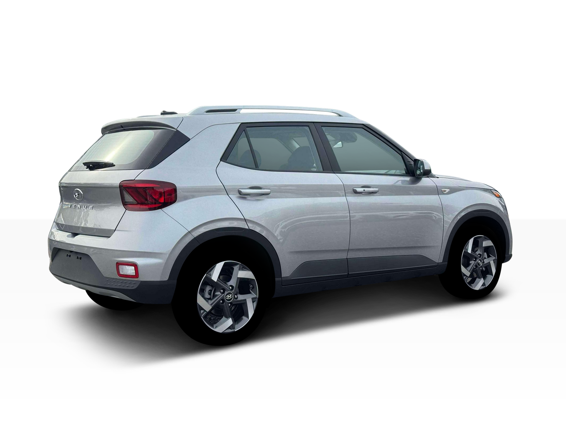 New 2026 Shimmering Silver Hyundai SEL image 23