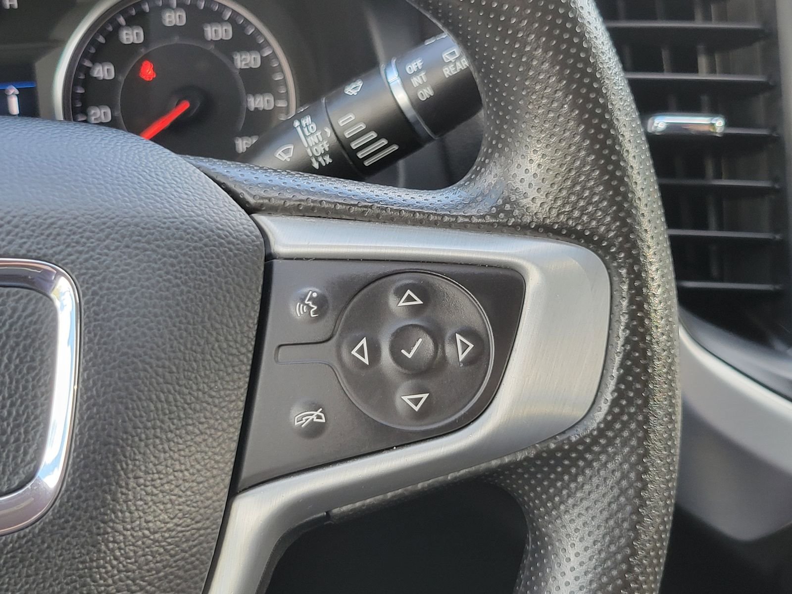 Used 2023 Black GMC SLE image 17