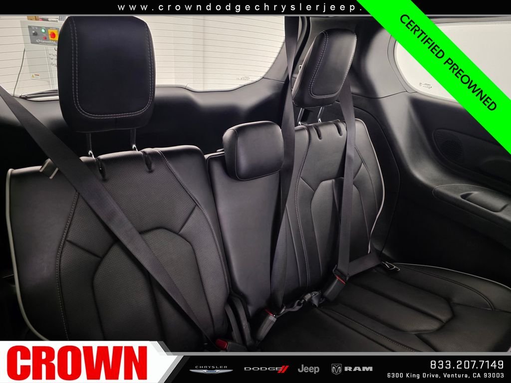 Used 2026 Silver Chrysler Limited image 10
