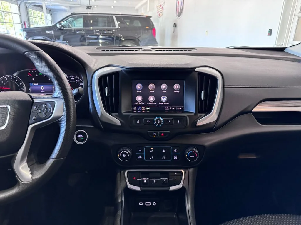 2024 GMC Terrain SLE - Photo 17