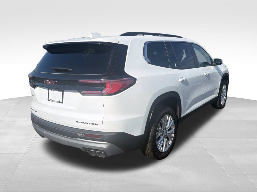 Used 2024 White GMC Elevation image 5