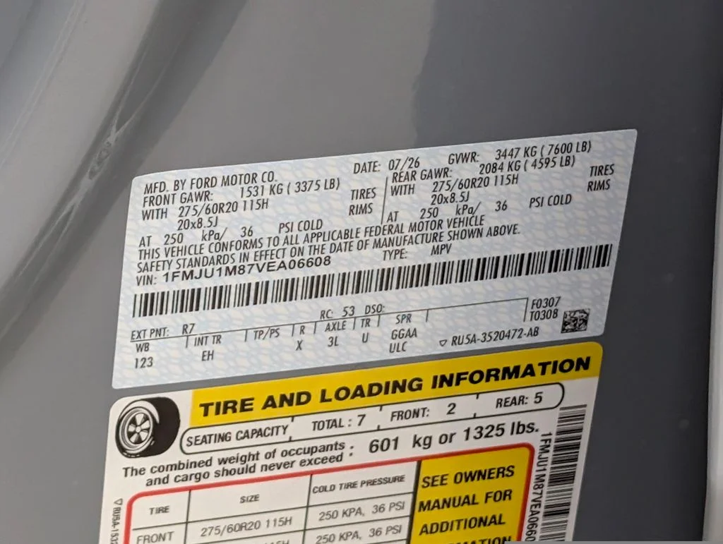 New 2027 Glacier Gray Metallic Tri-Coat Ford Platinum image 29