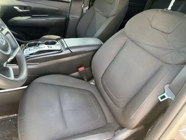Used 2022 Silver Hyundai Blue image 33