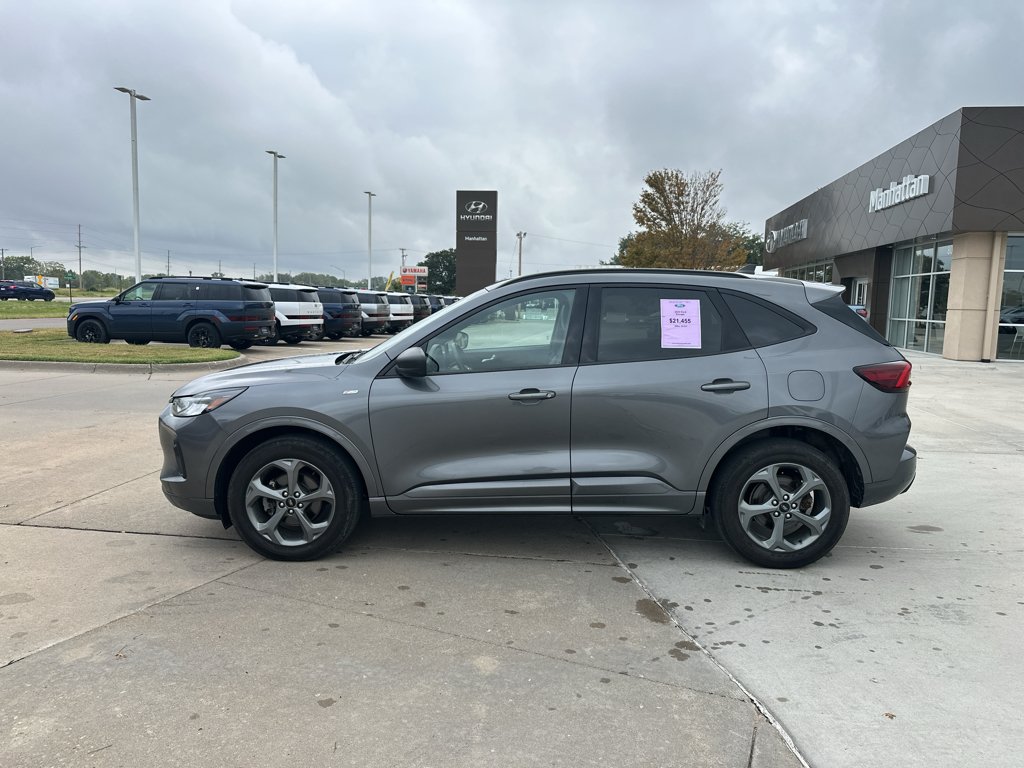 Used 2023 Carbonized Gray Metallic Ford ST Line image 9