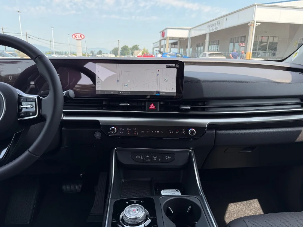 New 2026 Snow White Pearl Kia SX image 24
