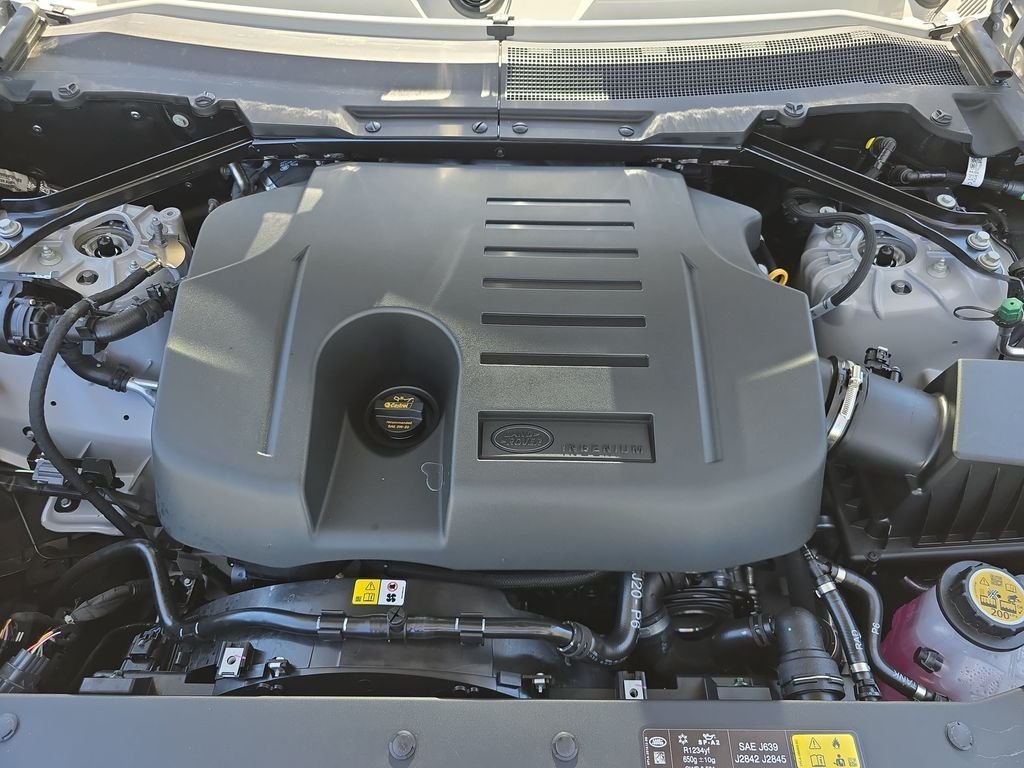New 2026 Borasco Grey LAND ROVER X-Dynamic SE image 32