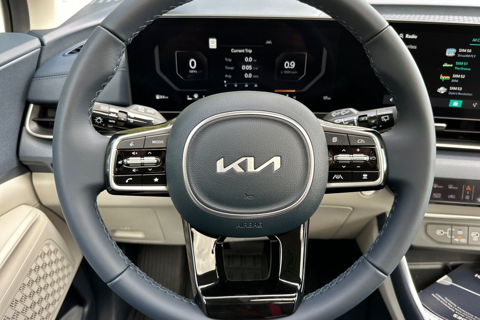 2026 Kia Carnival SX - Photo 21
