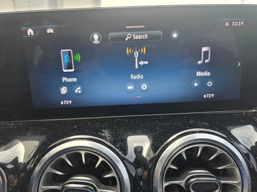 Certified Used 2024 Black Mercedes-Benz GLA 250 image 21