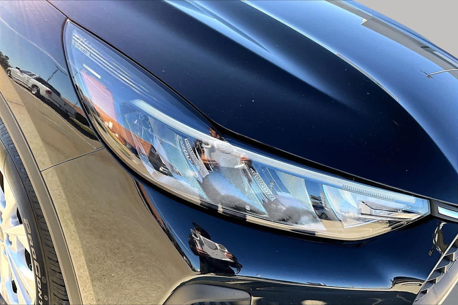 Used 2025 Agate Black Ford Active image 49