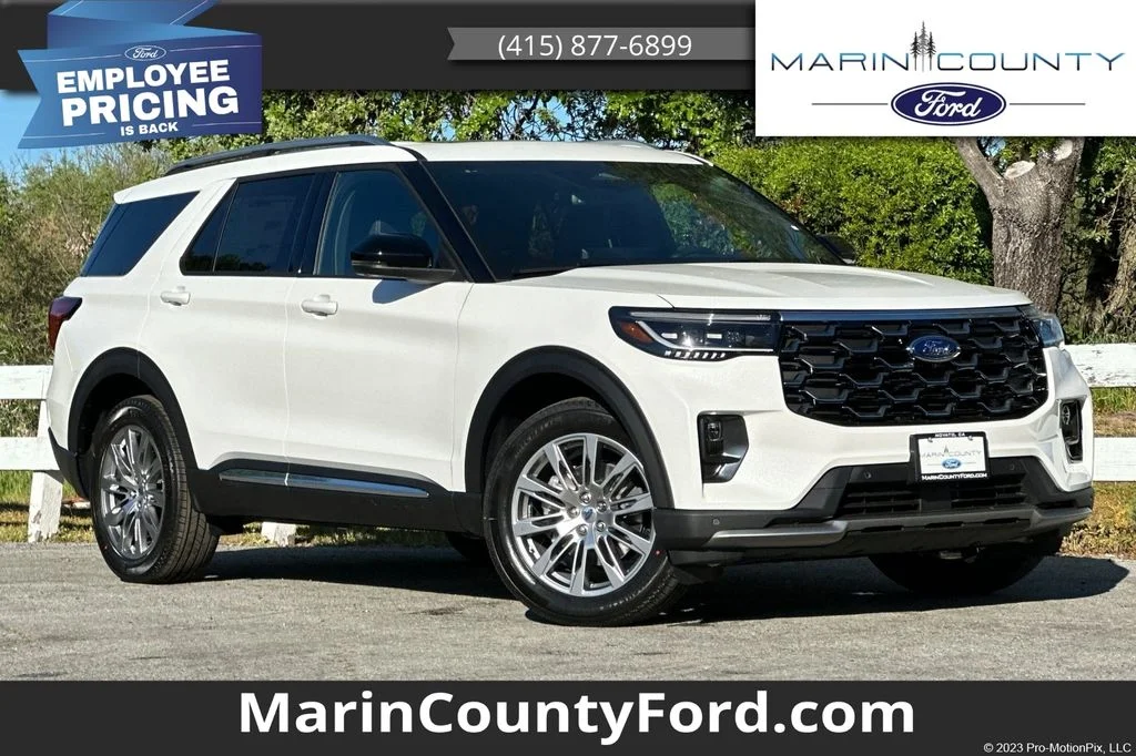 2026 Ford Explorer Platinum 4WD's photo