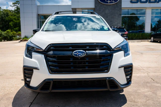 Certified Used 2023 Crystal White Pearl Subaru Onyx Edition Limited image 12