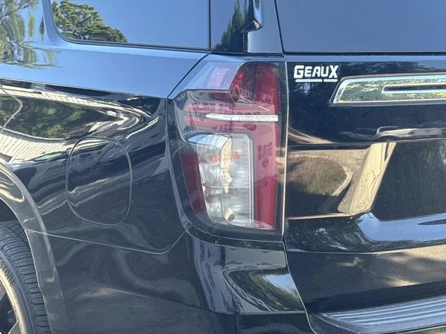 Certified Used 2022 Black Chevrolet Premier image 12