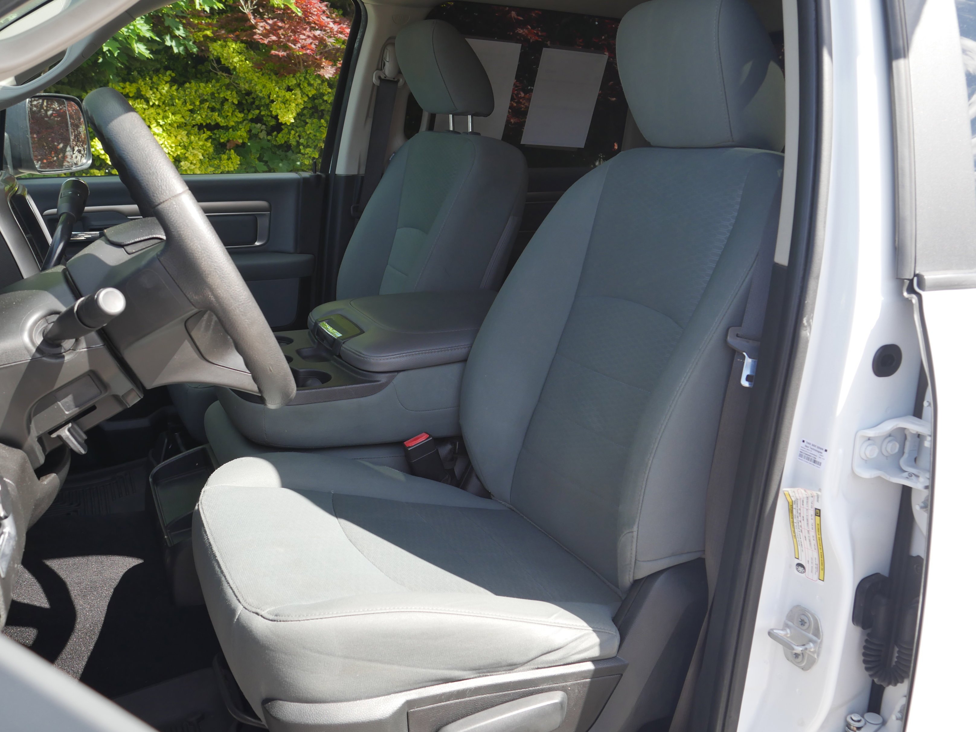 Certified Used 2018 Bright White Clearcoat Ram SLT image 30