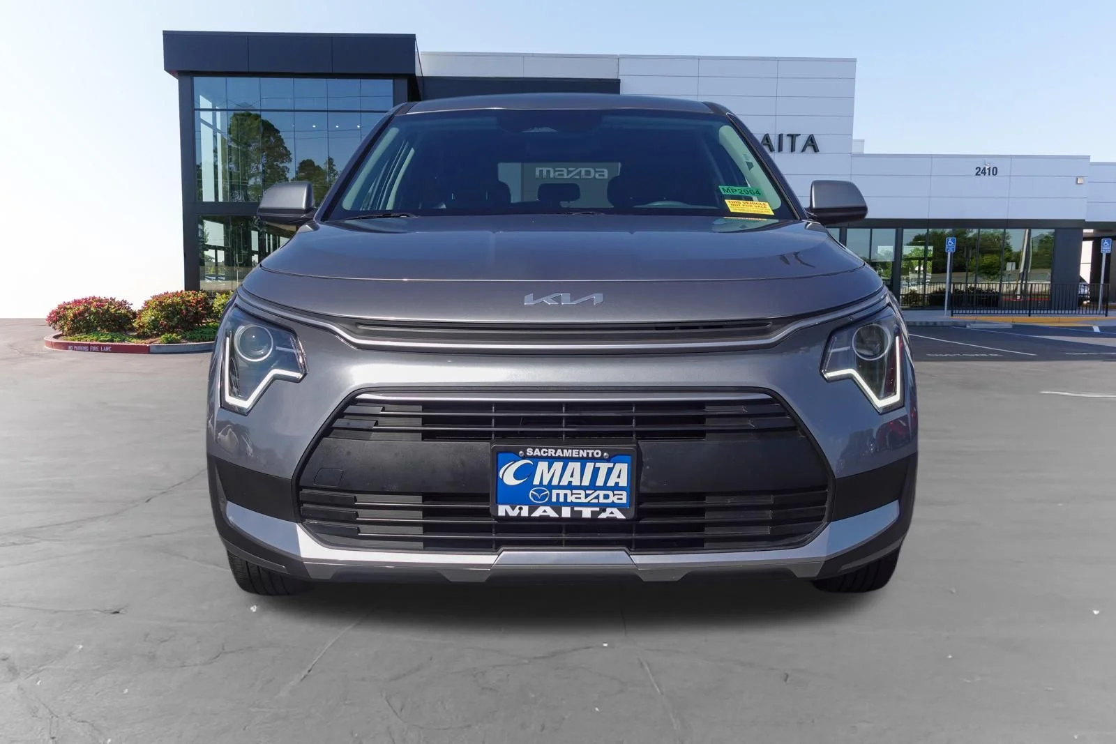 Used 2025 Steel Gray Kia LX image 8