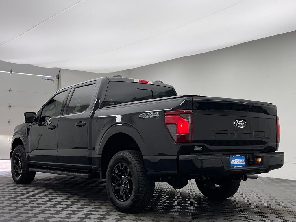 Used 2024 Black Metallic Ford XLT image 10