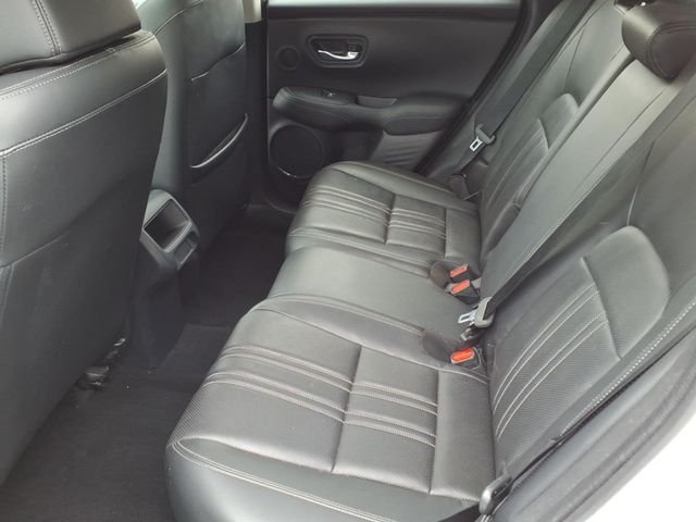 Used 2023 White Honda EX-L image 21