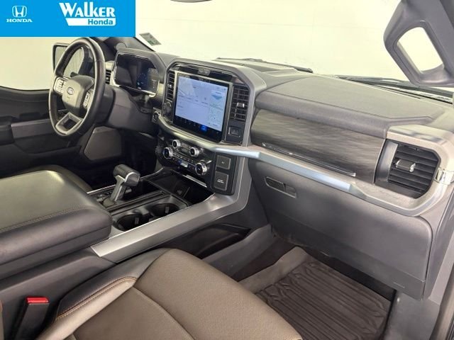 Used 2025 Black Ford Lariat image 44