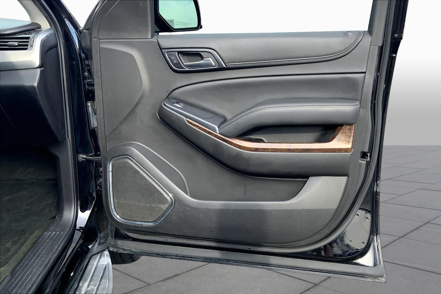 Used 2015 Black Chevrolet LS image 23