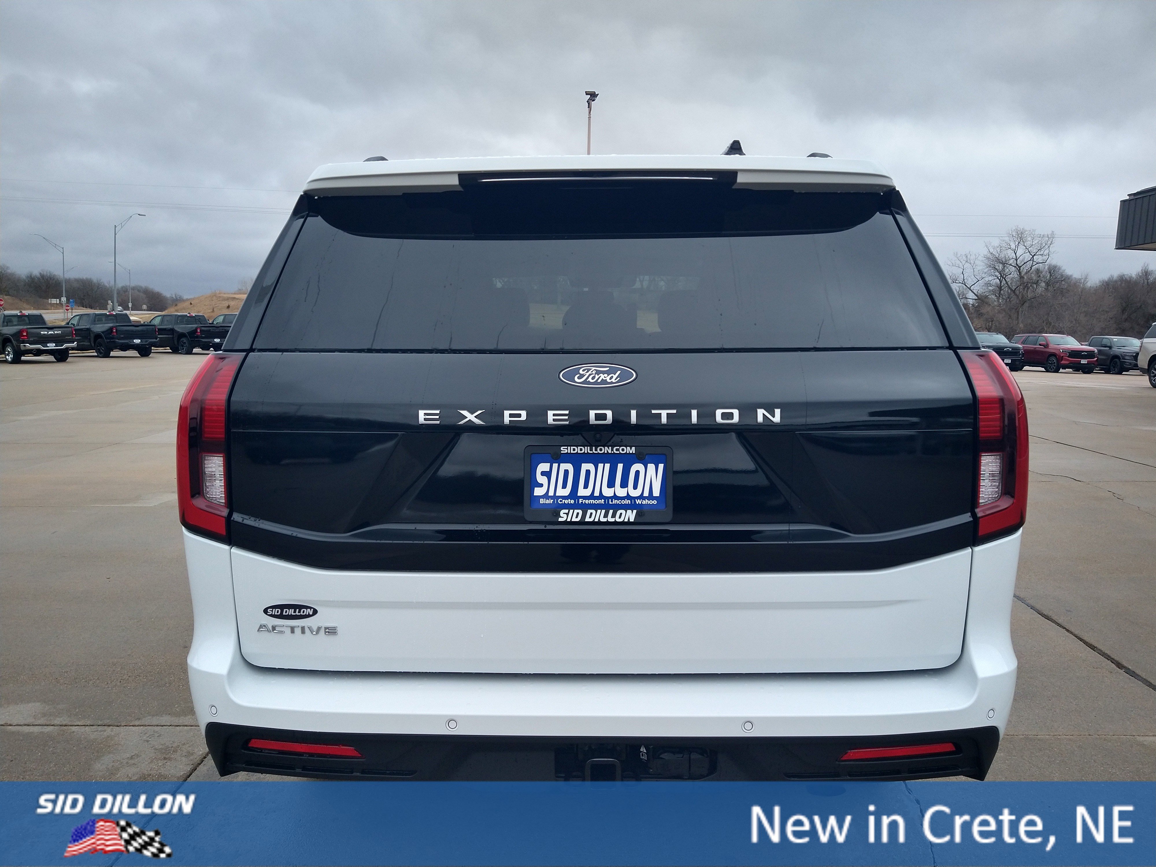 New 2026 Oxford White Ford Active image 16