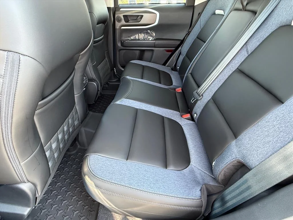 New 2026 Velocity Blue Metallic Ford Outer Banks® image 6